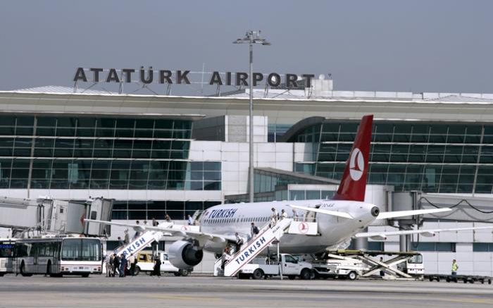Police detain Cumhuriyet board head Atalay at Istanbul airport